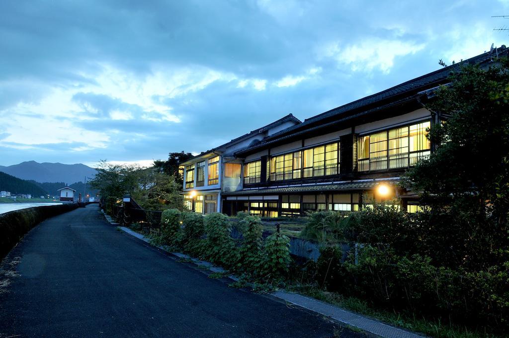 Hitoyoshi Ryokan Exterior photo