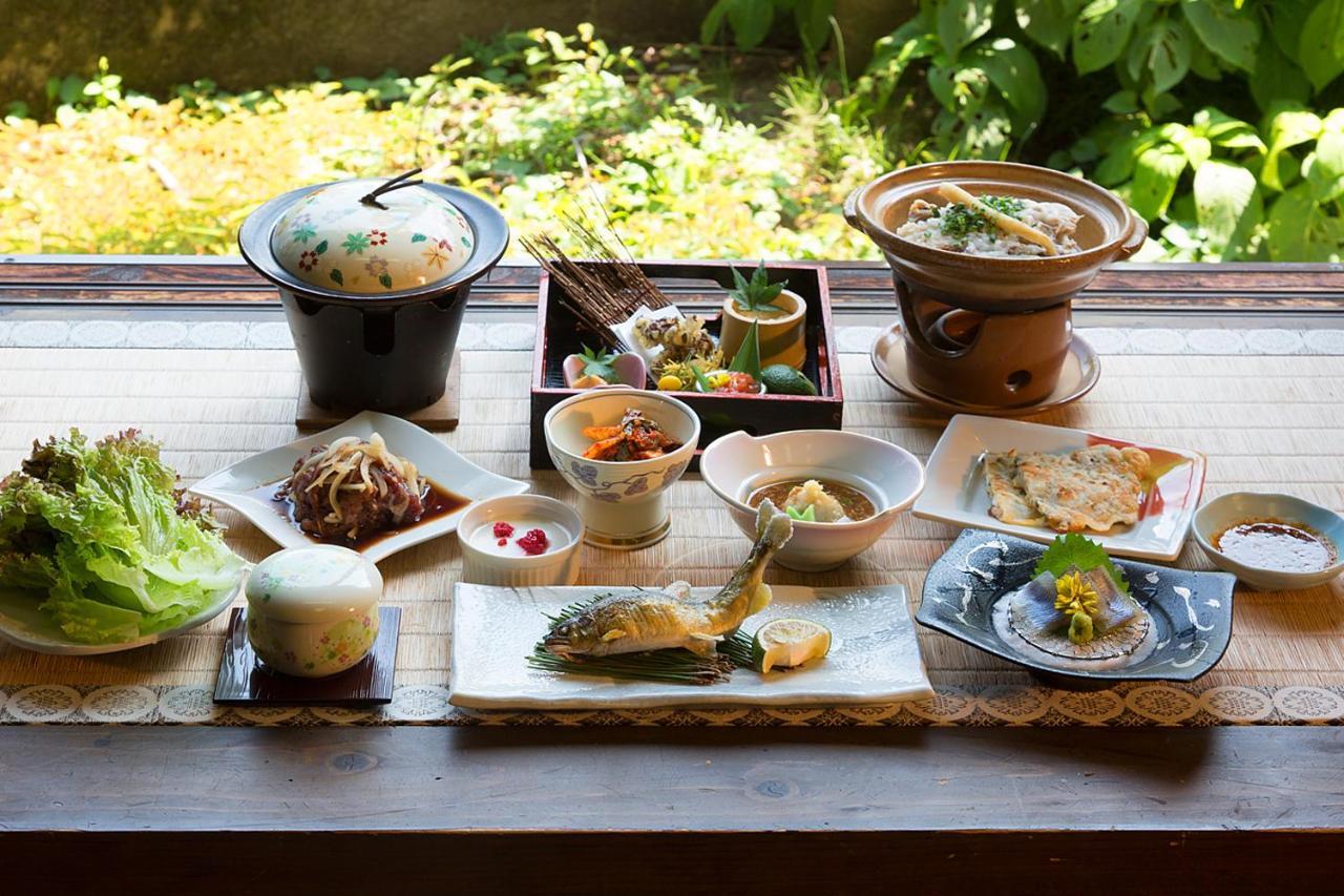 Hitoyoshi Ryokan Exterior photo